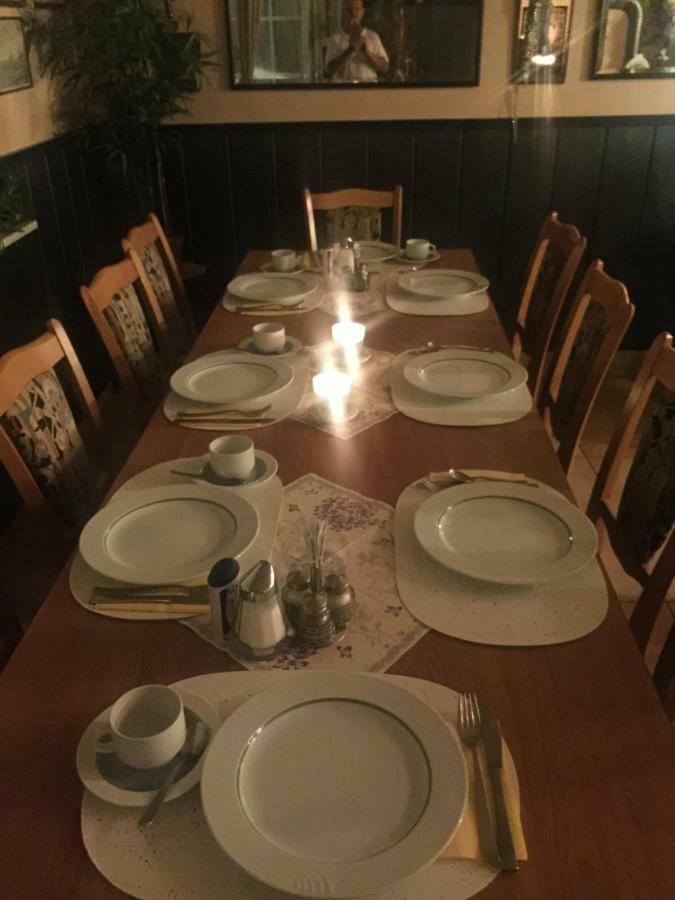 Caruso Pension Und Pizzeria Salzweg ภายนอก รูปภาพ
