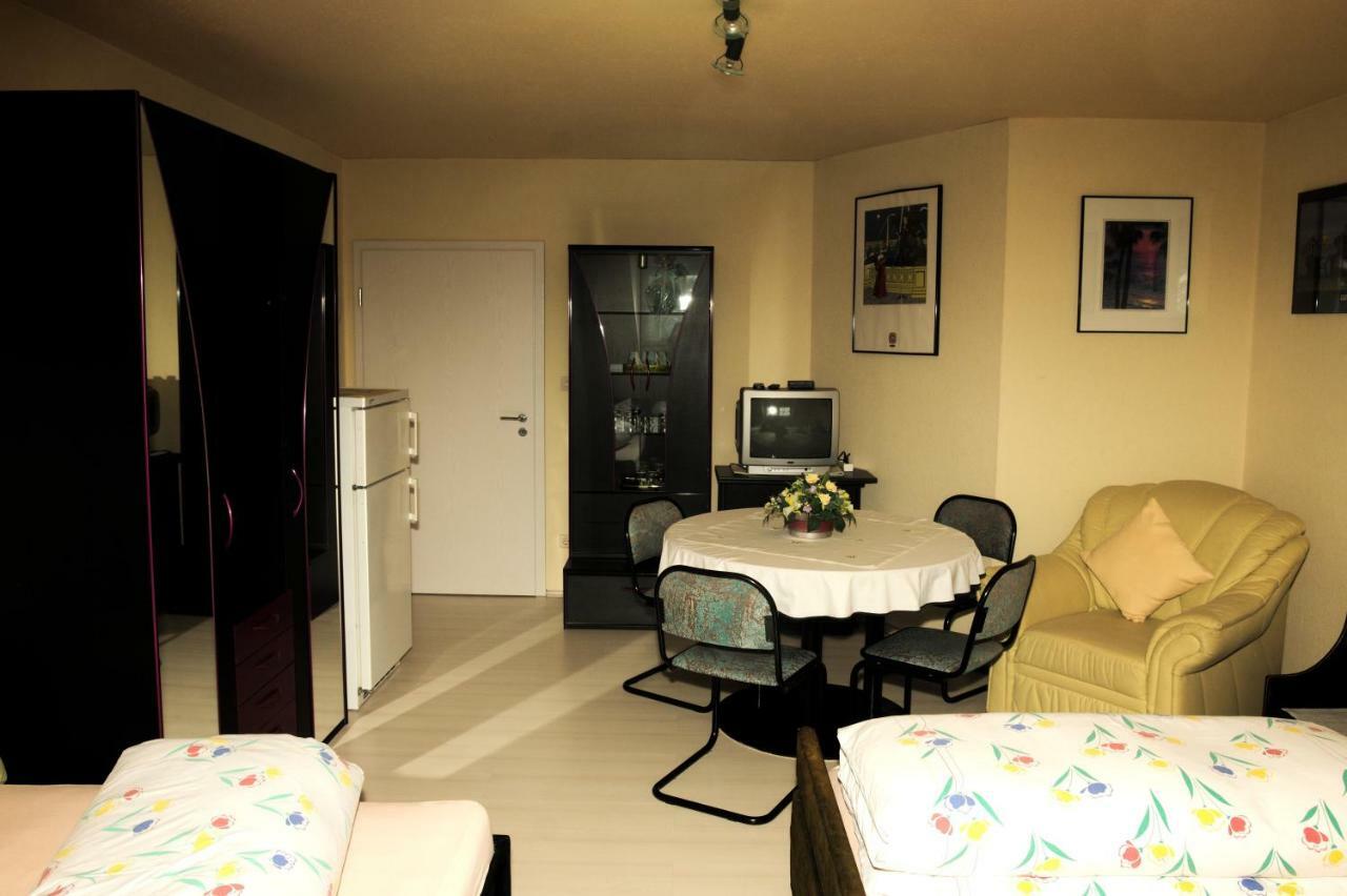Caruso Pension Und Pizzeria Salzweg ภายนอก รูปภาพ